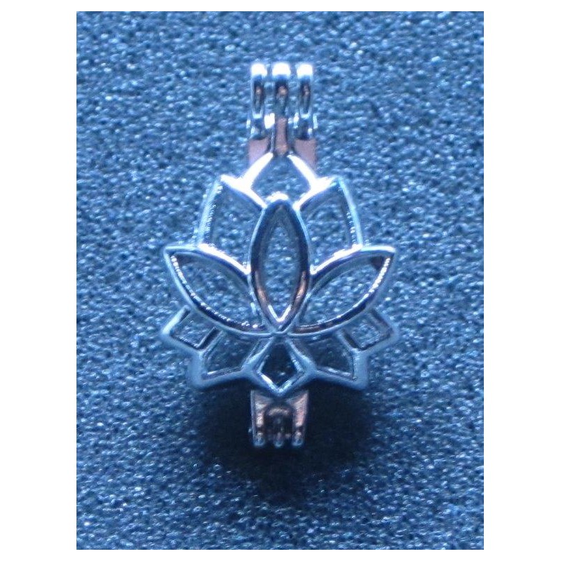 Lotus Flower Pendant Set
